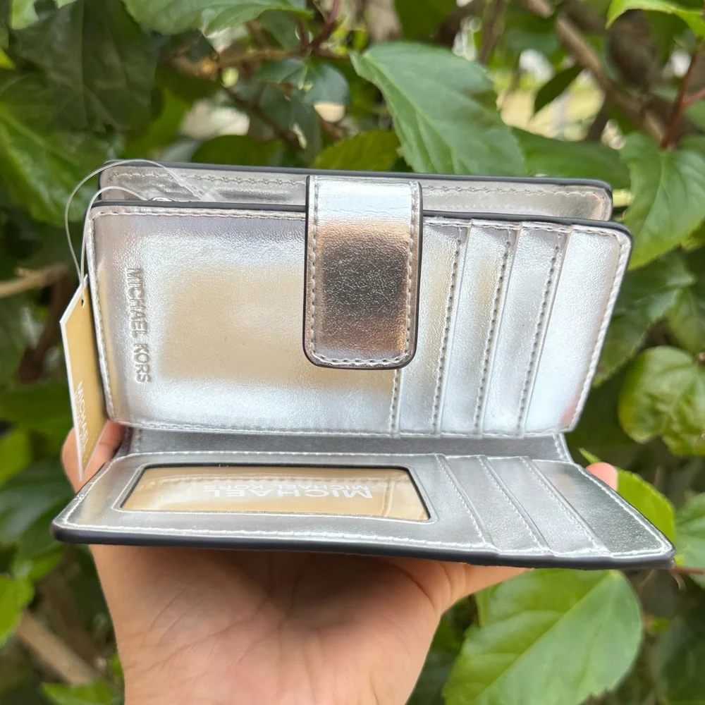 Michael Kors Jet Set Travel Bifold Wallet MK Black Multi Airplane Limited - Picture 6 of 14